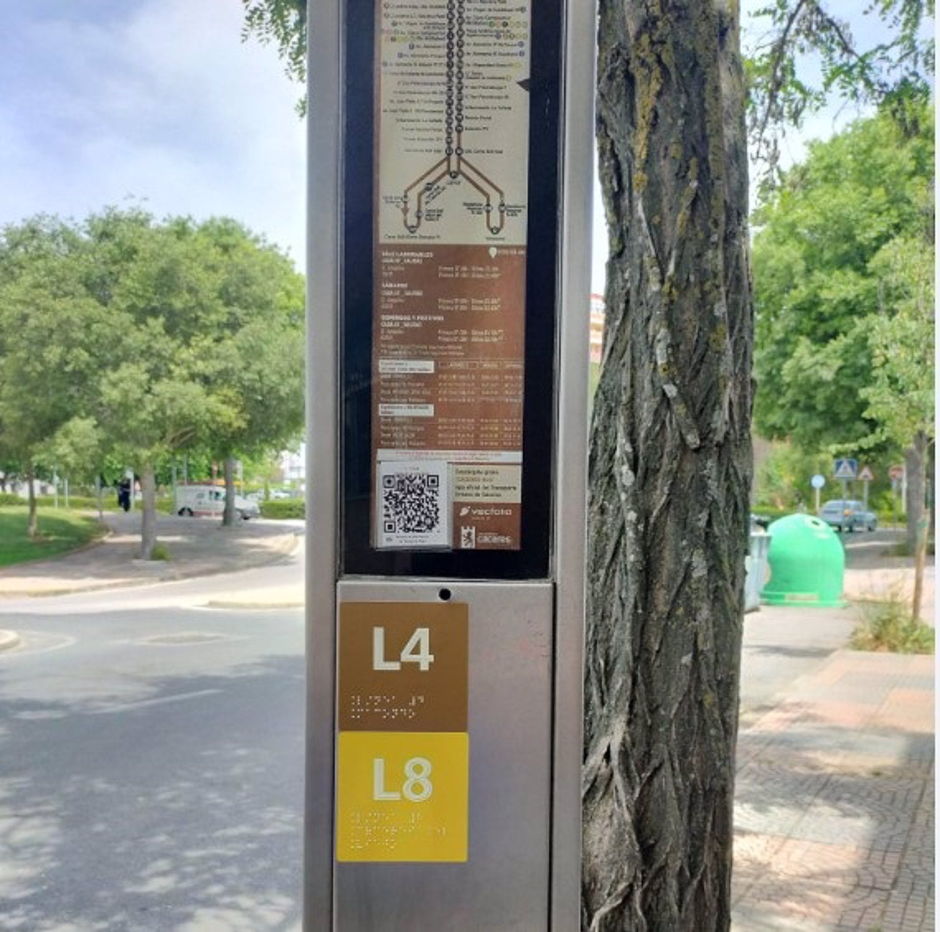 El servicio de autobús urbano de Cáceres mejora la accesibilidad para personas con discapacidad visual El servicio de autobús urbano de Cáceres mejora la accesibilidad para personas con discapacidad visual