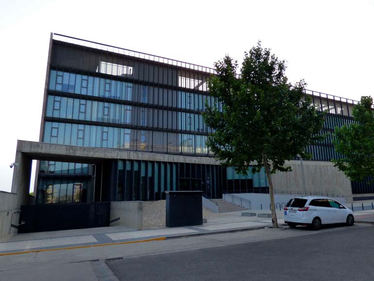 La acusada asegura que mató a su exnovio en legítima defensa La acusada asegura que mató a su exnovio en legítima defensa