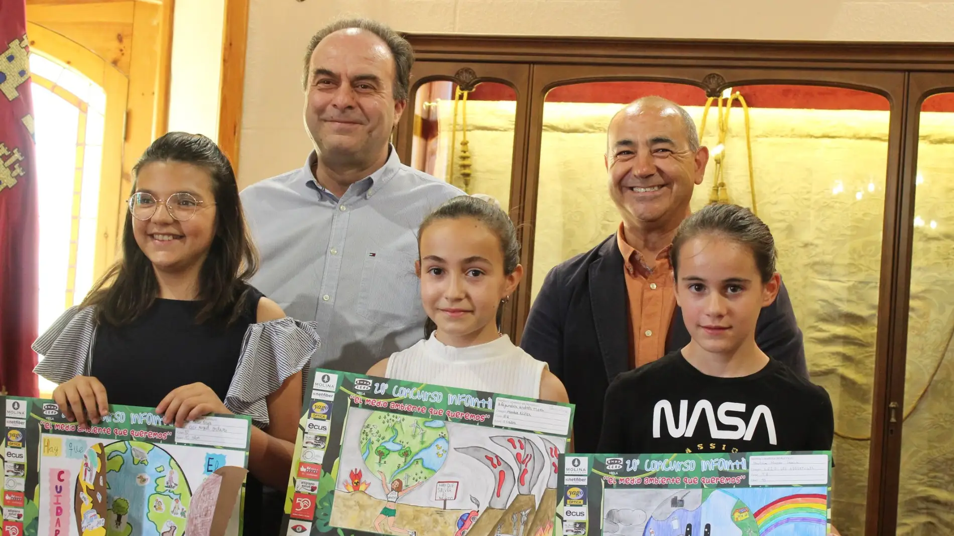 lineal Cruel especificación Onda Cero Yecla entrega los premios del concurso infantil “El medio  ambiente que queremos” 2022 | Onda Cero Radio