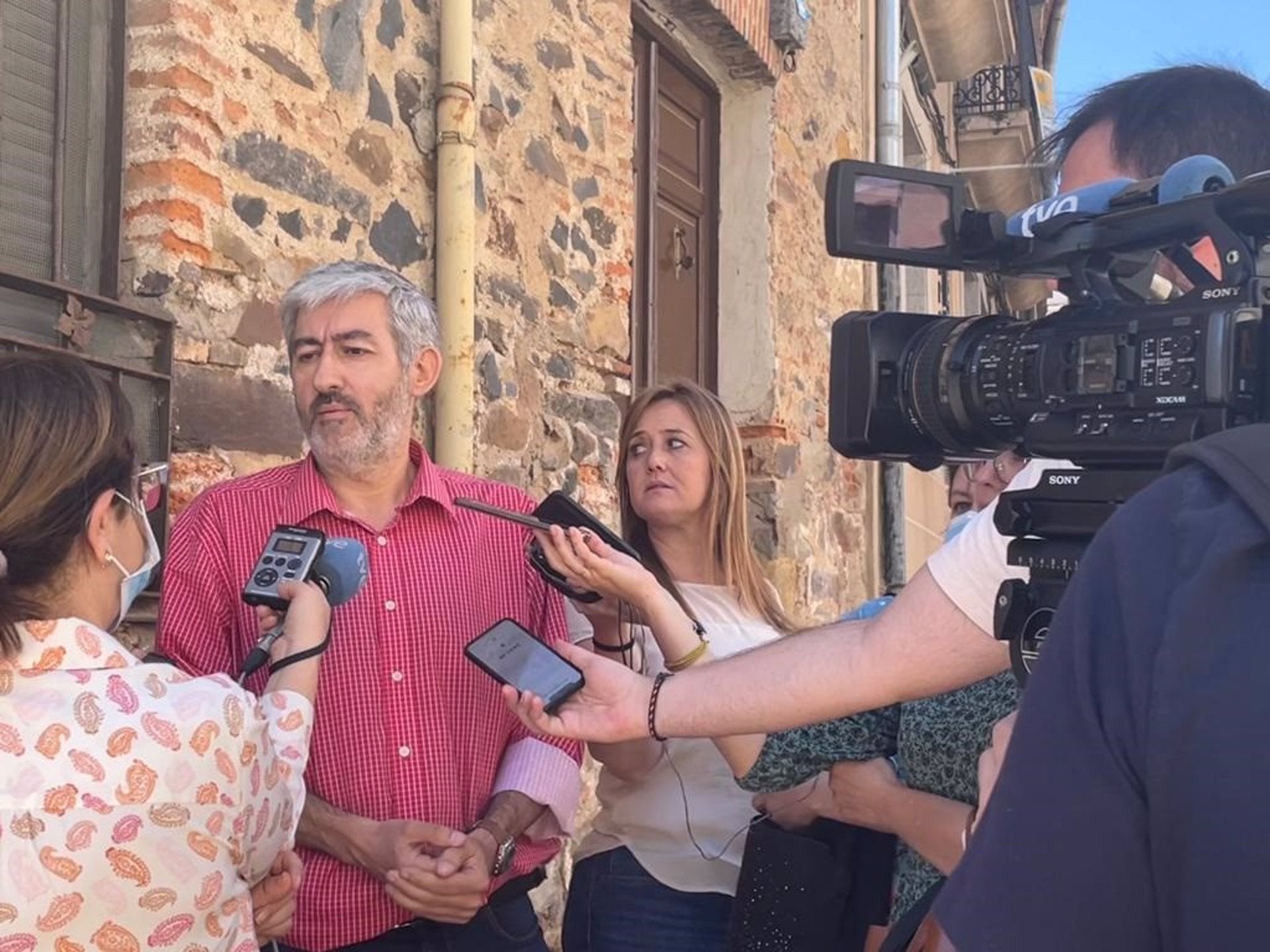 -El Ayuntamiento de Cáceres y la Junta buscarán nuevos terrenos para el aeródromo ante la DIA desfavorable -El Ayuntamiento de Cáceres y la Junta buscarán nuevos terrenos para el aeródromo ante la DIA desfavorable