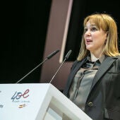 Angela Vallvey durante su intervención en el acto institucional del Día de CLM