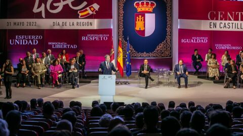 Acto institucional D&iacute;a de Castila - La Mancha desde Puertollano