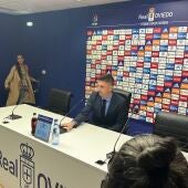 Rubén Reyes en la rueda de prensa de despedida del Real Oviedo