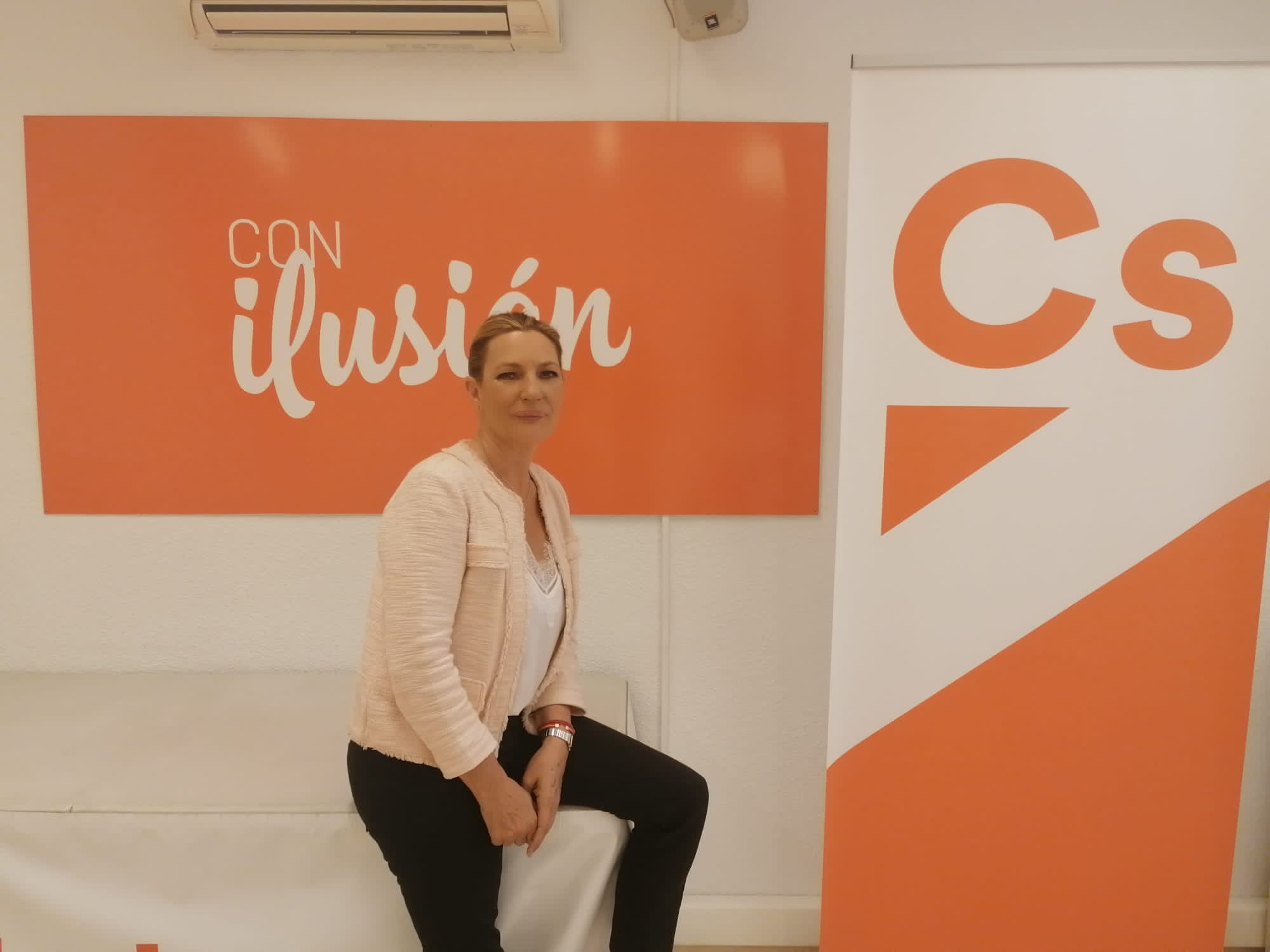 Concha Insúa ( Ciudadanos ): " La Costa ha sido tradicionalmente olvidada". Concha Insúa ( Ciudadanos ): " La Costa ha sido tradicionalmente olvidada".