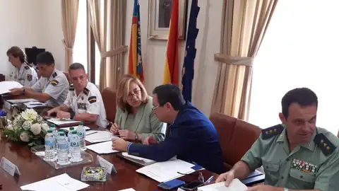 La Subdelegada del Gobierno, Araceli Poblador, preside la reunión de coordinación