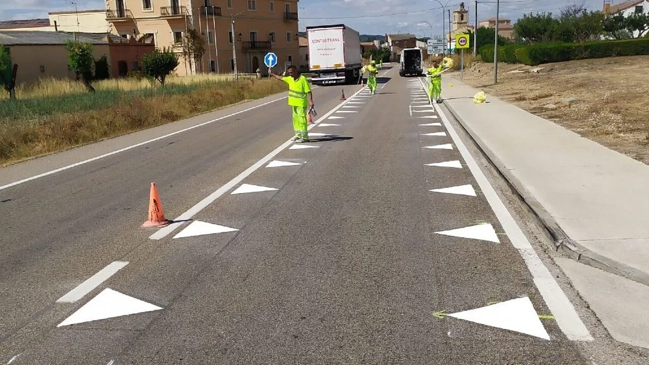 Dientes de dragón: ¿Para qué sirve esta nueva señalización del la DGT en forma de triángulo? Dientes de dragón: ¿Para qué sirve esta nueva señalización del la DGT en forma de triángulo?