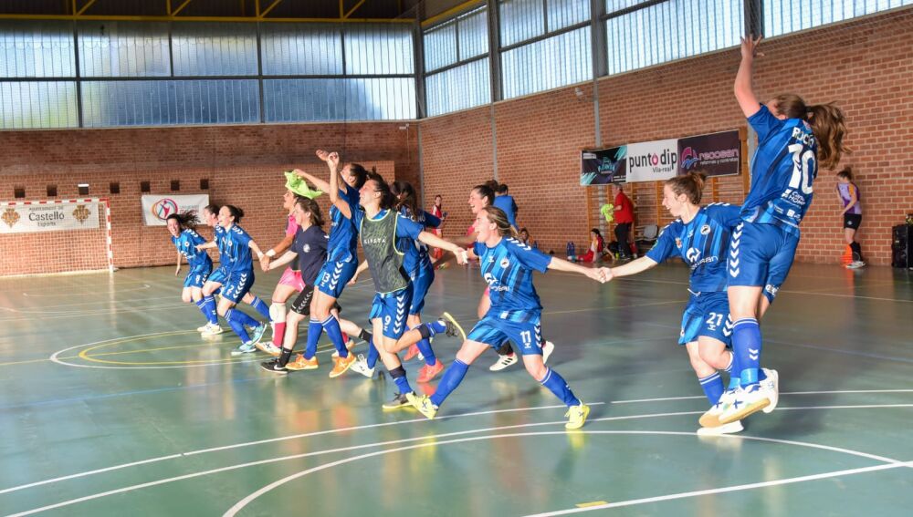 Bisontes celebra el título de campeonas de liga