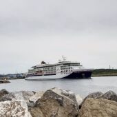 Crucero entrando en Avilés. Turismo. - EUROPA PRESS