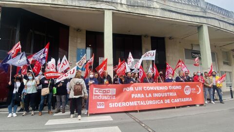 20.000 trabajadores del metal, a la huelga indefinida