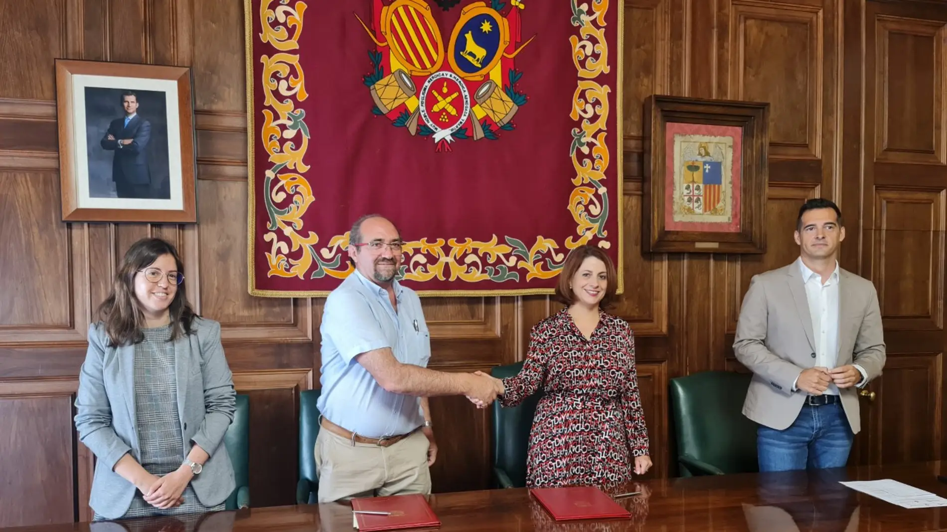 Cruz Roja y ayuntamiento de Teruel han firmado un convenio de colaboración para promover el empleo en la ciudad