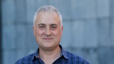 Julio César Cano. Julio César Cano.