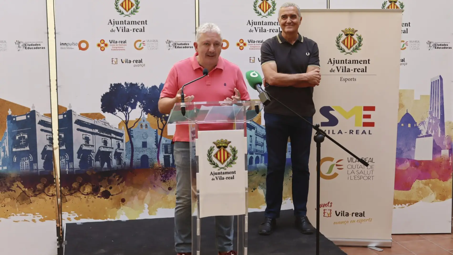El concejal de Deportes, Javier Serralvo ha presentado la campaña de la Escuela de verano y Estiu Actiu del SME. 