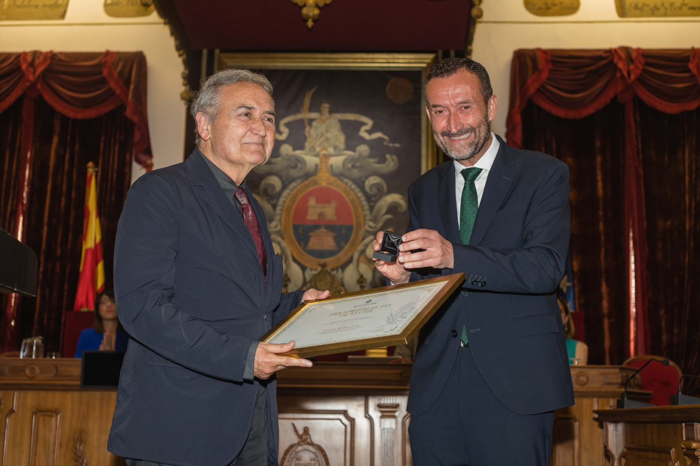 Elche reconoce a Vicente Molina Foix como Hijo Predilecto Elche reconoce a Vicente Molina Foix como Hijo Predilecto