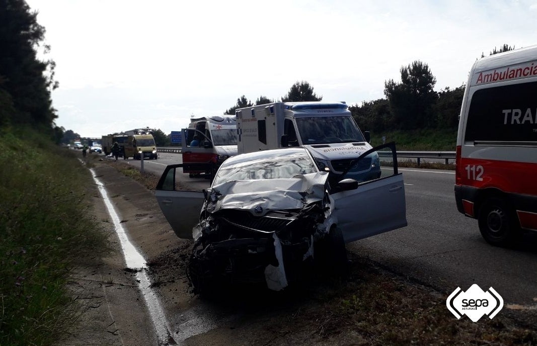 Un muerto y dos heridos en un accidente en La Caridad Un muerto y dos heridos en un accidente en La Caridad