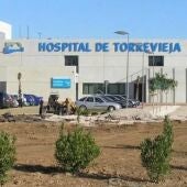 El Hospital de Torrevieja contará con un nuevo teléfono único de contacto       