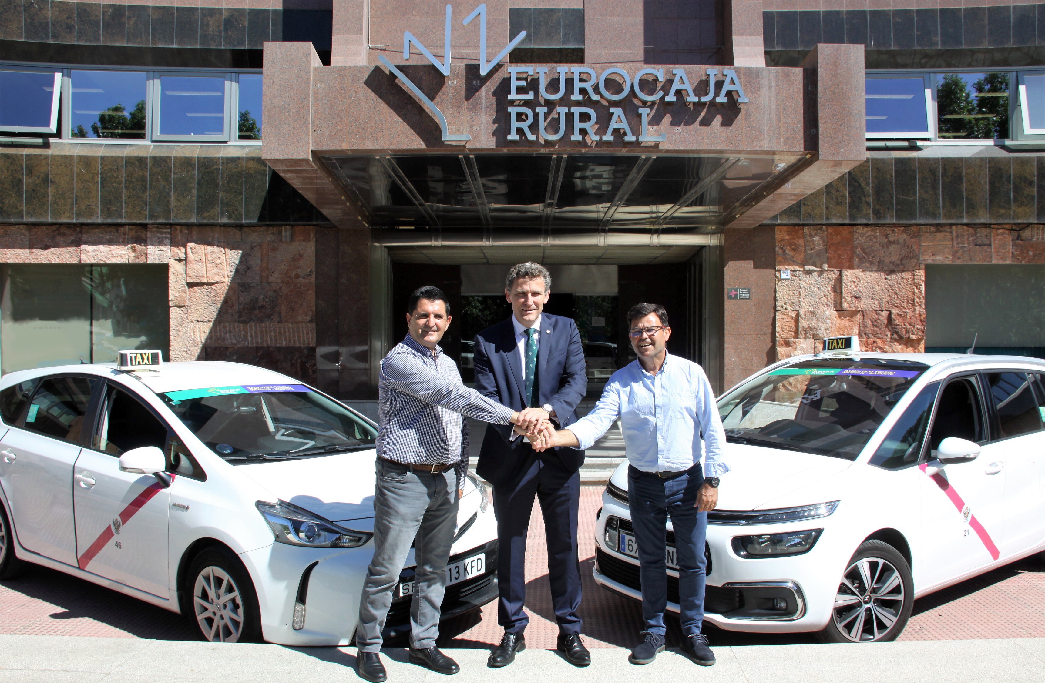 Eurocaja Rural y los taxistas de Toledo renuevan su acuerdo de colaboración Eurocaja Rural y los taxistas de Toledo renuevan su acuerdo de colaboración