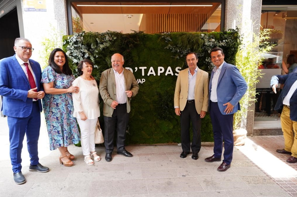 Covap inaugura un nuevo establecimiento en el centro para compaginar compras y tapeo Covap inaugura un nuevo establecimiento en el centro para compaginar compras y tapeo
