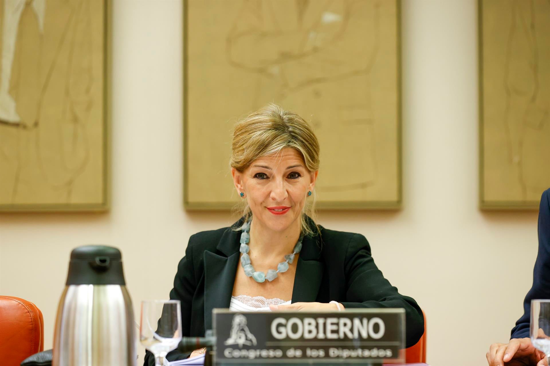 Yolanda Díaz, en guerra contra el Banco de España: "Demuestran un profundo desconocimiento sobre la contratación de calidad" Yolanda Díaz, en guerra contra el Banco de España: "Demuestran un profundo desconocimiento sobre la contratación de calidad"