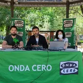 Sergio de la Llave, concejal de patrimonio y política medioambiental sostenible, junto a Arturo García-Barroso, jefe de servicio de Aqualia. Sergio de la Llave, concejal de patrimonio y política medioambiental sostenible, junto a Arturo García-Barroso, jefe de servicio de Aqualia.