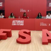 Reunión de la vicesecretaria general de Organización y Coordinación de la FSA-PSOE, Gimena Llamedo, con los nuevos secretarios de Organización de las agrupaciones municipales socialistas - FSA-PSOE