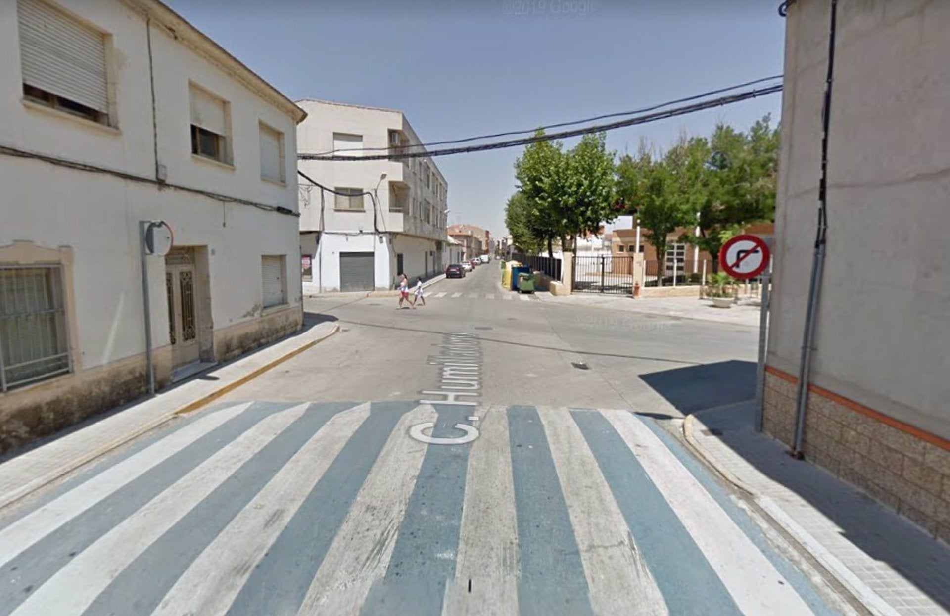 Afectadas por humo 7 personas tras incendiarse un bloque de pisos en Socuéllamos Afectadas por humo 7 personas tras incendiarse un bloque de pisos en Socuéllamos