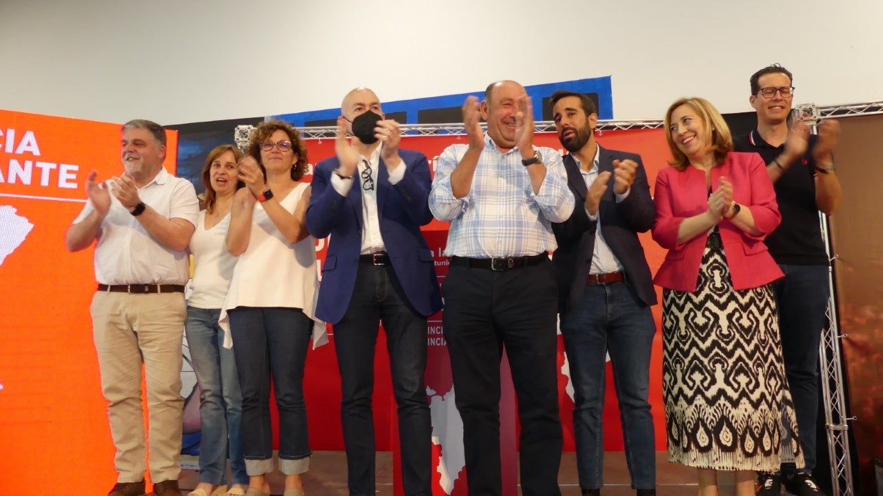 El PSOE de la provincia de Alicante se reúne en Villena y reafirma su compromiso municipalista El PSOE de la provincia de Alicante se reúne en Villena y reafirma su compromiso municipalista