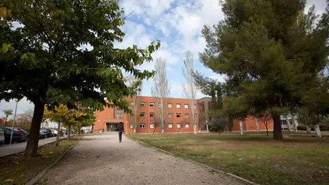 Escuela Universitaria de Enfermería y Fisioterapia de la Universidad de Alcalá Escuela Universitaria de Enfermería y Fisioterapia de la Universidad de Alcalá