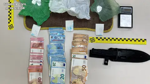 La Guardia Civil detiene a dos personas por tráfico de cocaína en Magán (Toledo)
