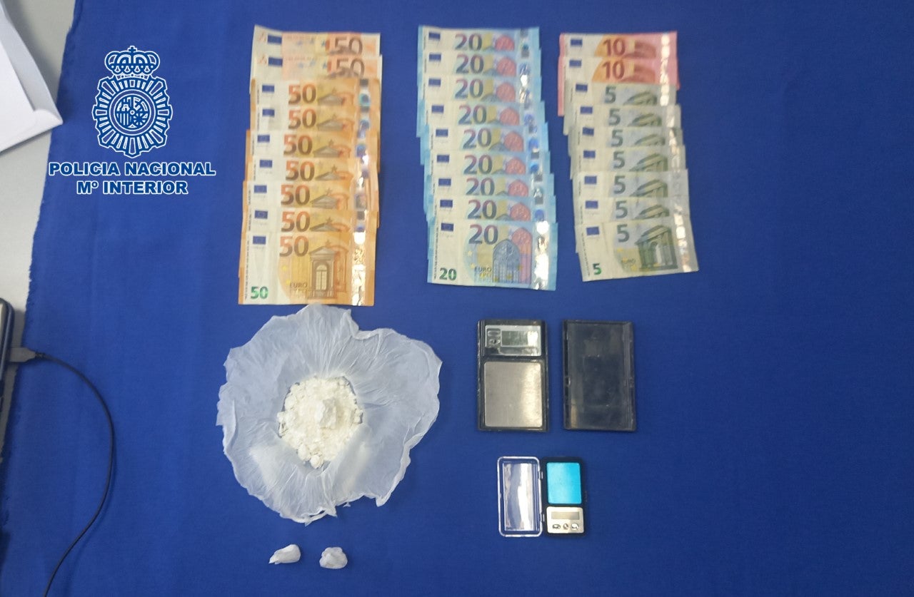 Detenido el regente de un bar por presunto tráfico de drogas Detenido el regente de un bar por presunto tráfico de drogas