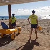 Orihuela inicia el servicio de salvamento y socorrismo en sus playas Orihuela inicia el servicio de salvamento y socorrismo en sus playas