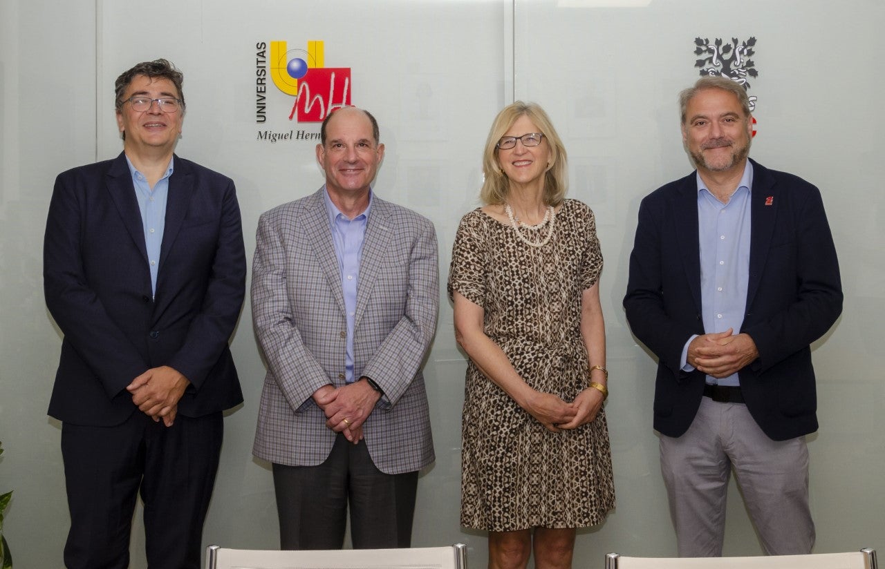 David Julius, premio Nobel de Medicina en 2021, imparte un seminario en el Instituto de Neurociencias de la UMH de Elche David Julius, premio Nobel de Medicina en 2021, imparte un seminario en el Instituto de Neurociencias de la UMH de Elche