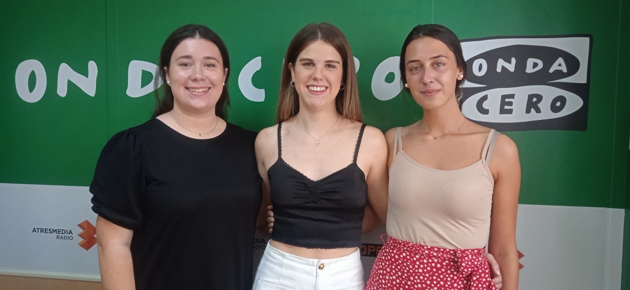 La nueva Reina Mayor y sus Damas reafirman su compromiso con los ilicitanos con ilusión y responsabilidad La nueva Reina Mayor y sus Damas reafirman su compromiso con los ilicitanos con ilusión y responsabilidad