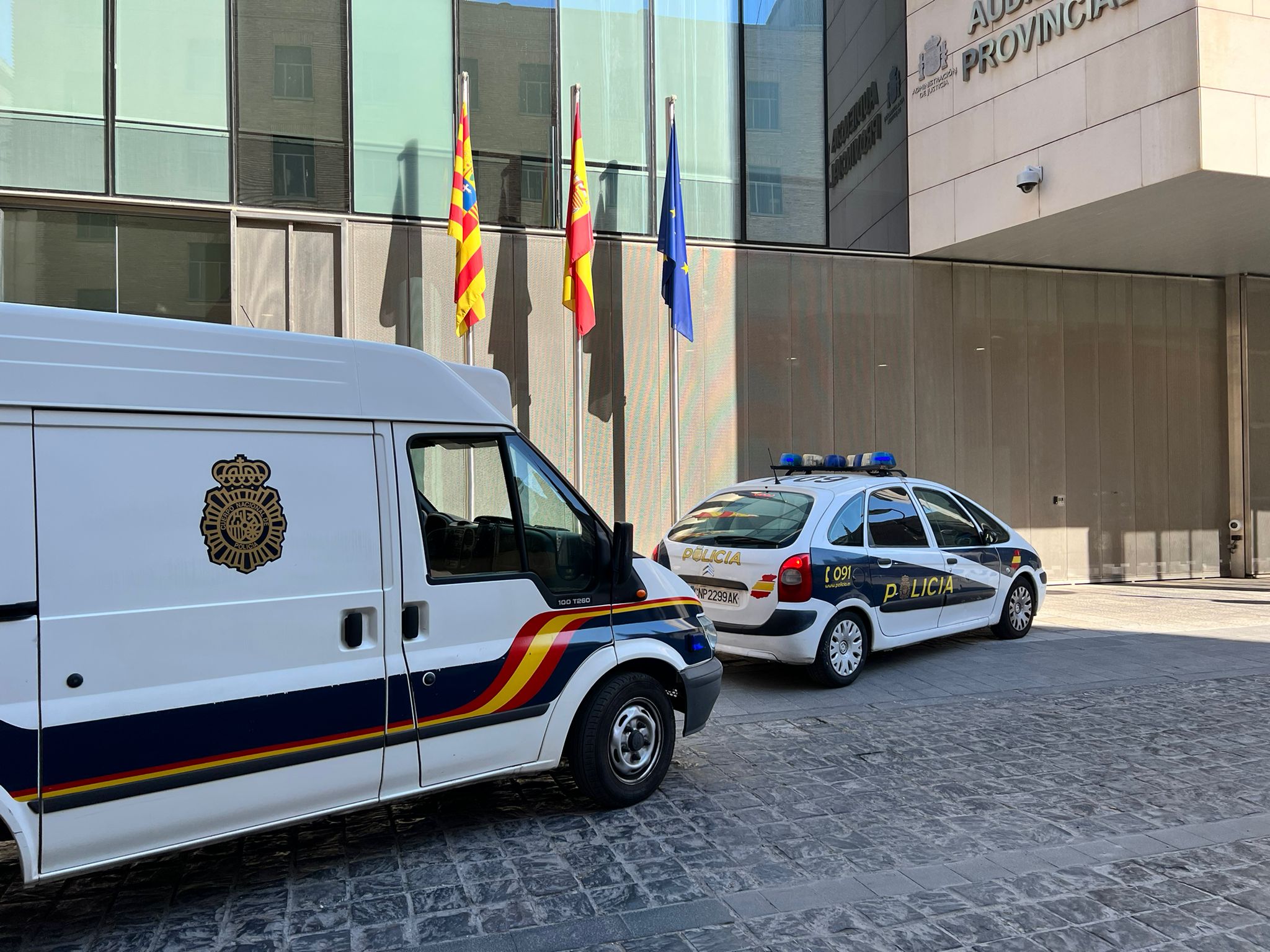 La banda de Badoo se enfrenta a otros 10 años de cárcel La banda de Badoo se enfrenta a otros 10 años de cárcel