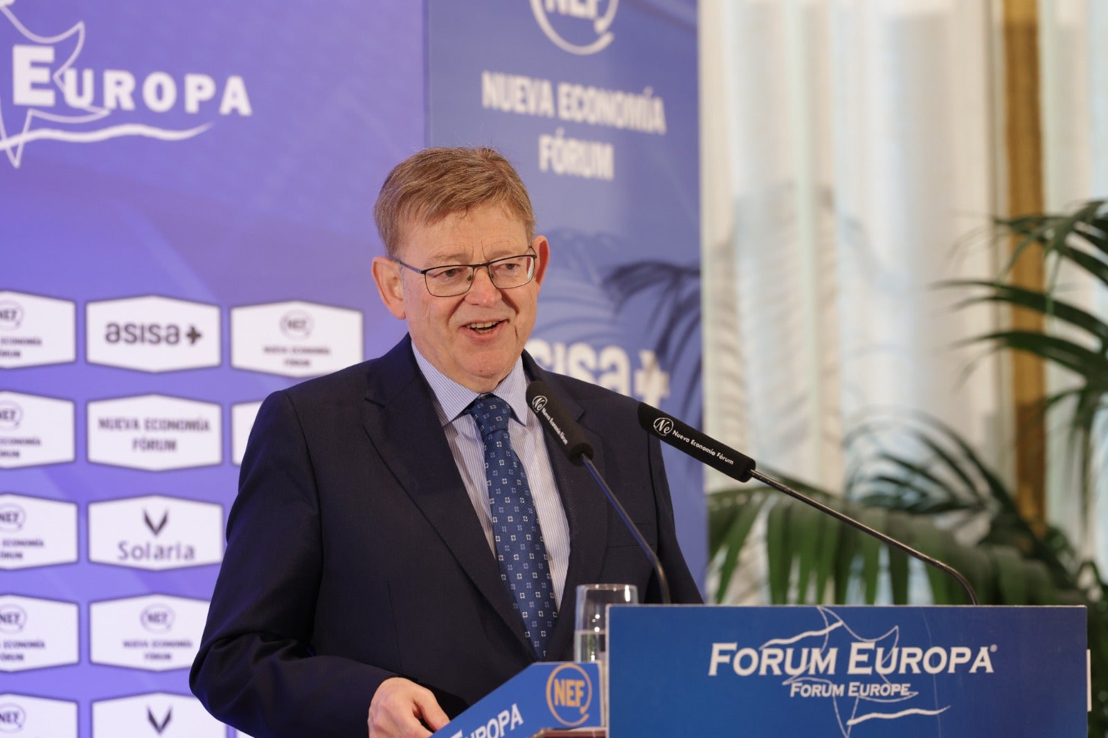 Puig reivindica en Madrid su propuesta federal y pide nuevos pactos autonómicos Puig reivindica en Madrid su propuesta federal y pide nuevos pactos autonómicos