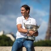 Rafa Nadal con su 14 título de Roland Garros