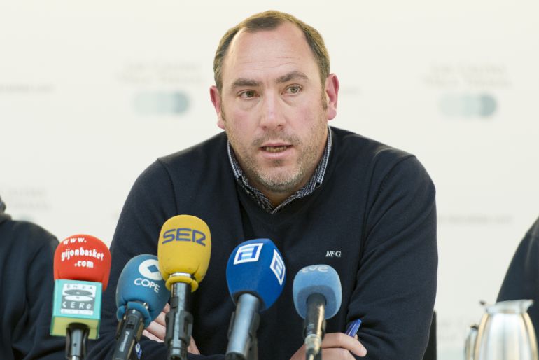 Héctor Galán: "Queremos que el proyecto de Oviedo siga" Héctor Galán: "Queremos que el proyecto de Oviedo siga"