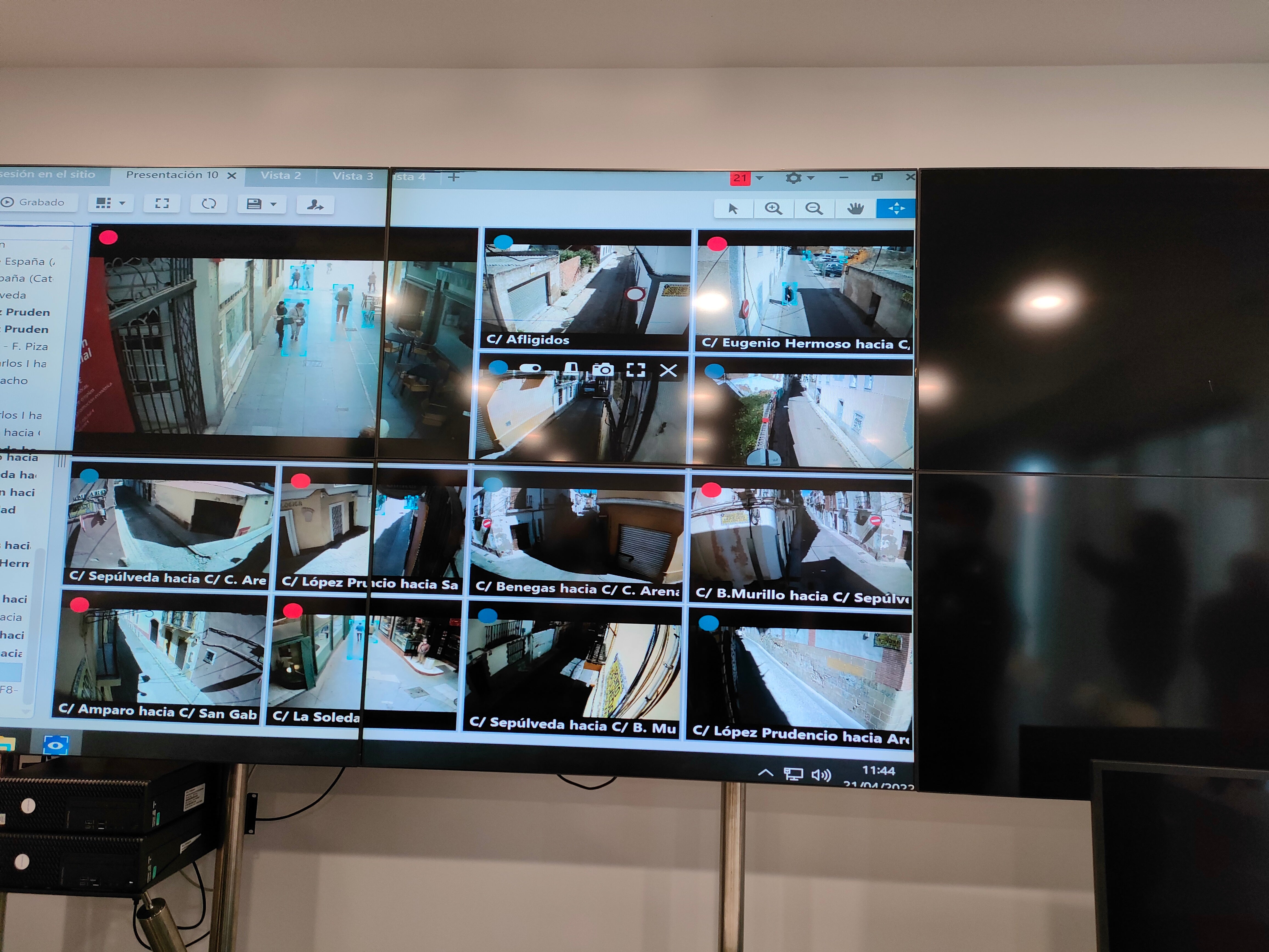 Policía Nacional detiene al autor de los daños causados, nuevamente, en las cámaras de seguridad en el Casco Antiguo de Badajoz Policía Nacional detiene al autor de los daños causados, nuevamente, en las cámaras de seguridad en el Casco Antiguo de Badajoz