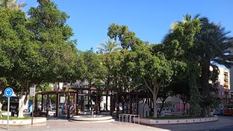 Plaza de Barcelona de Elche.