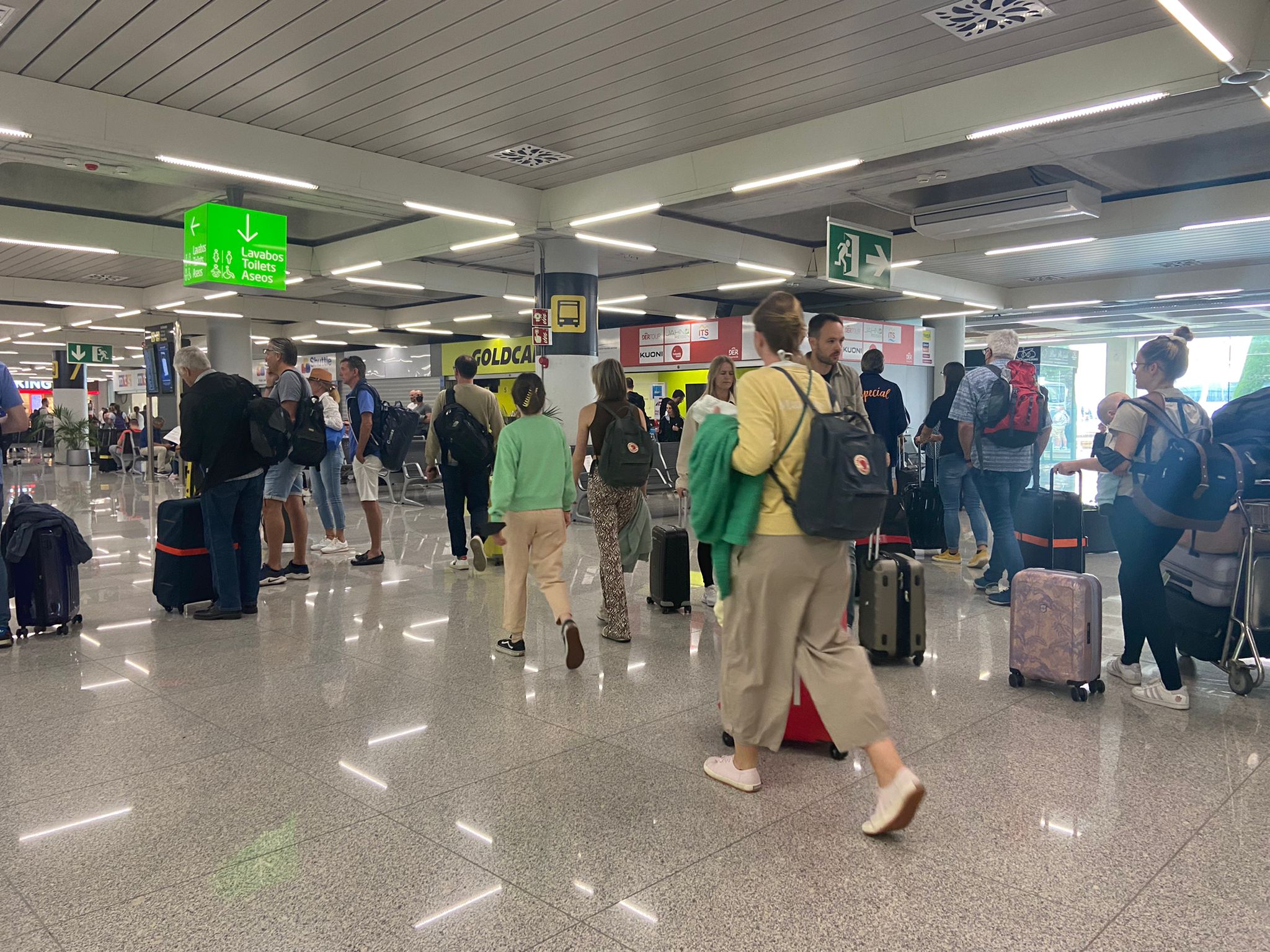 Año récord en Baleares: más de 44 millones de personas han pasado por los tres aeropuertos de las islas a lo largo de 2023 Año récord en Baleares: más de 44 millones de personas han pasado por los tres aeropuertos de las islas a lo largo de 2023