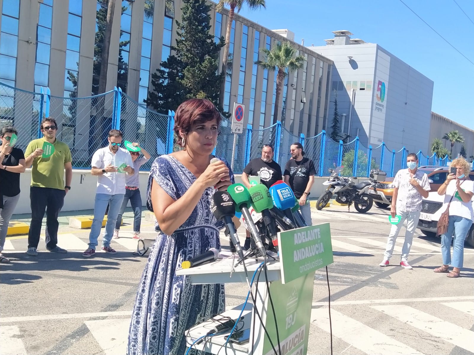 Elecciones Andalucía: Adelante Andalucía propone una reindustrialización 'ecosocial' con la Bahía de Cádiz como principal motor Elecciones Andalucía: Adelante Andalucía propone una reindustrialización 'ecosocial' con la Bahía de Cádiz como principal motor