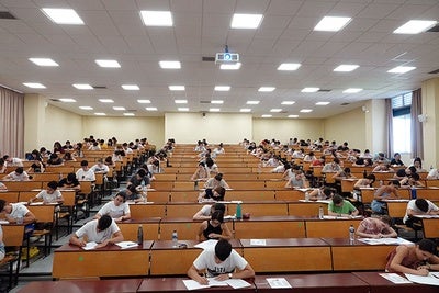 La Universidad de Málaga despliega 19 sedes para los exámenes de Pevau La Universidad de Málaga despliega 19 sedes para los exámenes de Pevau