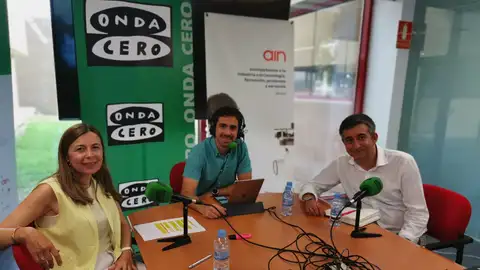 Susana Otazu Beruete, Aitor Plaza Ramos y Carlos Tizado Morales Programa desde AIN