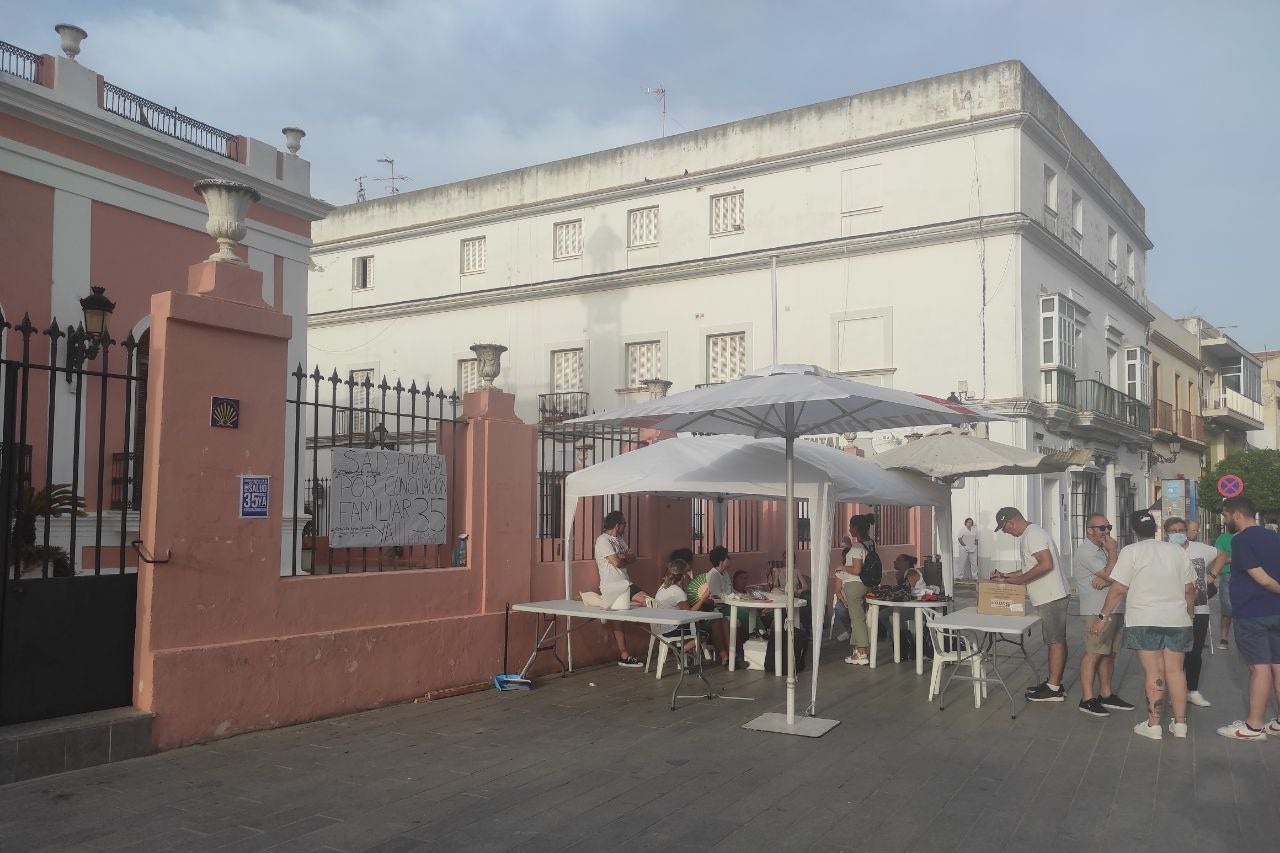 Las trabajadoras de Ayuda a Domicilio de Puerto Real buscan un acuerdo para paralizar la huelga Las trabajadoras de Ayuda a Domicilio de Puerto Real buscan un acuerdo para paralizar la huelga