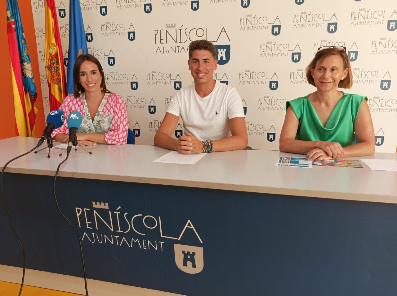 Peñíscola inaugura el verano con el Foc de la Mar de Xarxa Teatre Peñíscola inaugura el verano con el Foc de la Mar de Xarxa Teatre