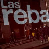 Un cartel de rebajas Un cartel de rebajas