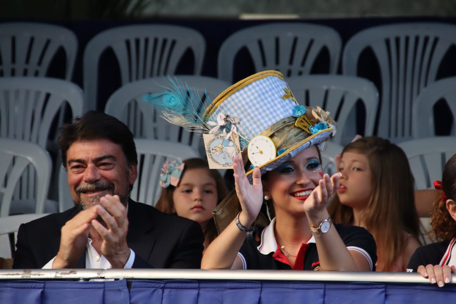 El alcalde de Alicante, Luis Barcala, cree que serán las mejores Hogueras de las historia con más de un millón de personas cada día El alcalde de Alicante, Luis Barcala, cree que serán las mejores Hogueras de las historia con más de un millón de personas cada día