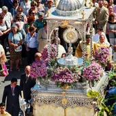 La festividad del Corpus Christi vuelve a celebrarse en la calle La festividad del Corpus Christi vuelve a celebrarse en la calle