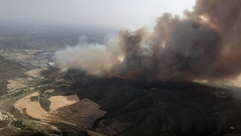 El incendio de Nonaspe ha arrasado ya 1.200 hectáreas El incendio de Nonaspe ha arrasado ya 1.200 hectáreas