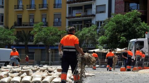 Limpieza diaria después de cada mascletà