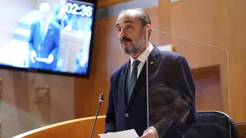 El presidente del Ejecutivo aragonés, Javier Lambán, en la sesión de control al Gobierno